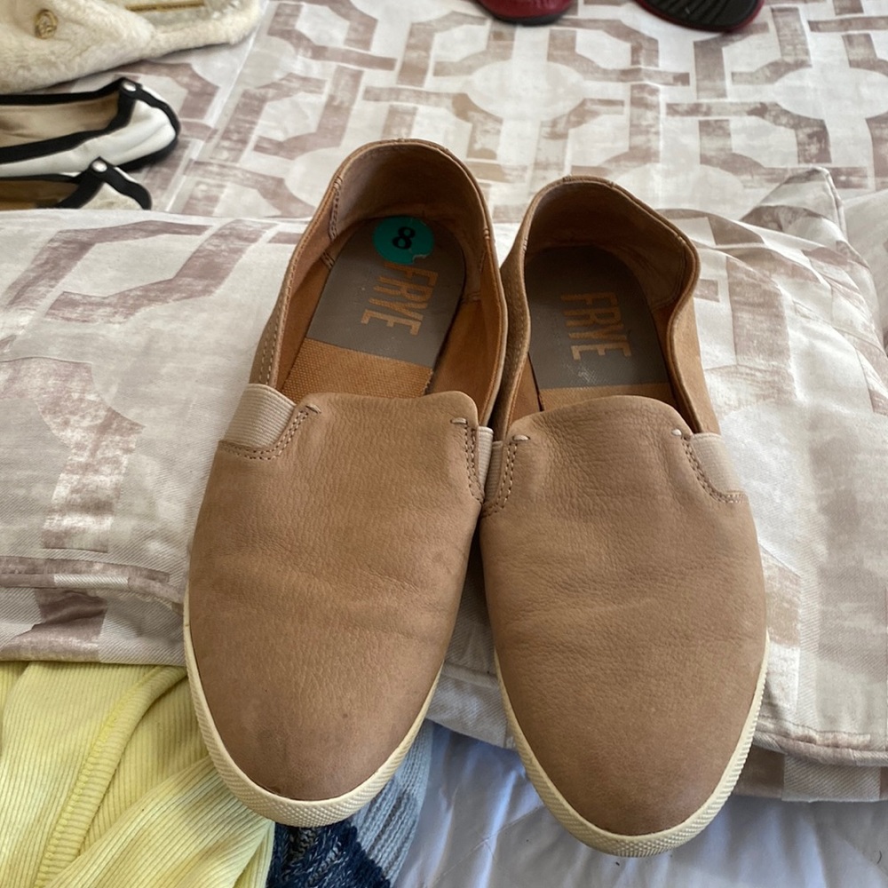 Frye size 8 used